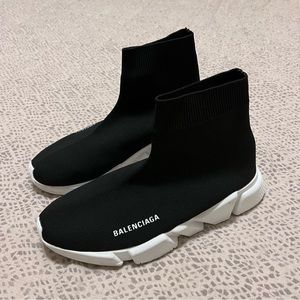 Balenciaga Speed 2.0 Knit Sock Trainer Sneakers Women’s Size 8.5/Men’s Size 7